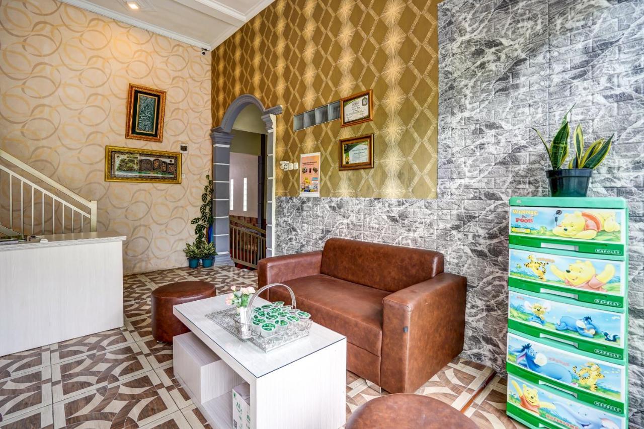 OYO 90642 Lancar Homestay Syariah Tlekung Luaran gambar
