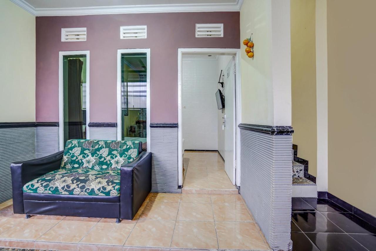 OYO 90642 Lancar Homestay Syariah Tlekung Luaran gambar