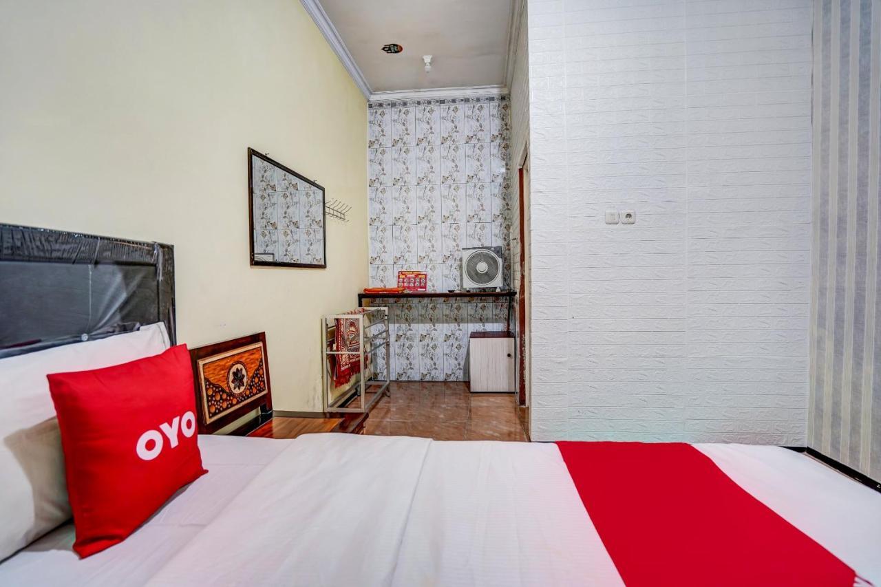 OYO 90642 Lancar Homestay Syariah Tlekung Luaran gambar